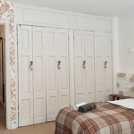 Domaine L'oiseau Bleu, 800 M From The In *