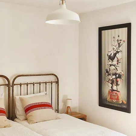 Domaine L'oiseau Bleu, 800 M From The In * 圣马克西姆