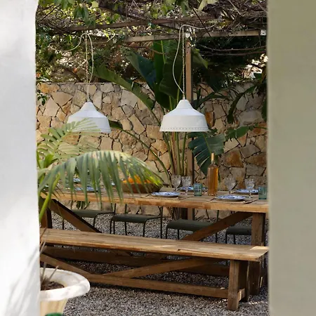 Domaine L'oiseau Bleu, 800 M From The In * 圣马克西姆